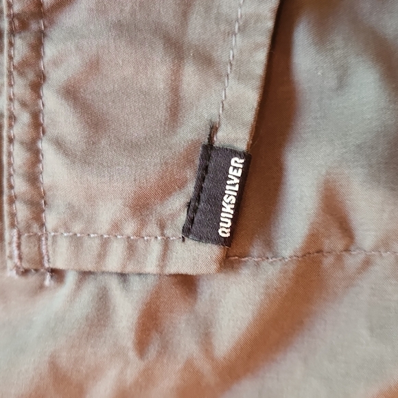 Quicksilver gray extra large elastic waist shorts - Picture 6 of 11